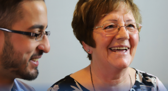How to maintain oral health for elderly people